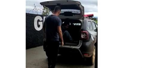 portal zacarias pcc matando|Disfarçados de policiais, membros do PCC matam rival do CV e .